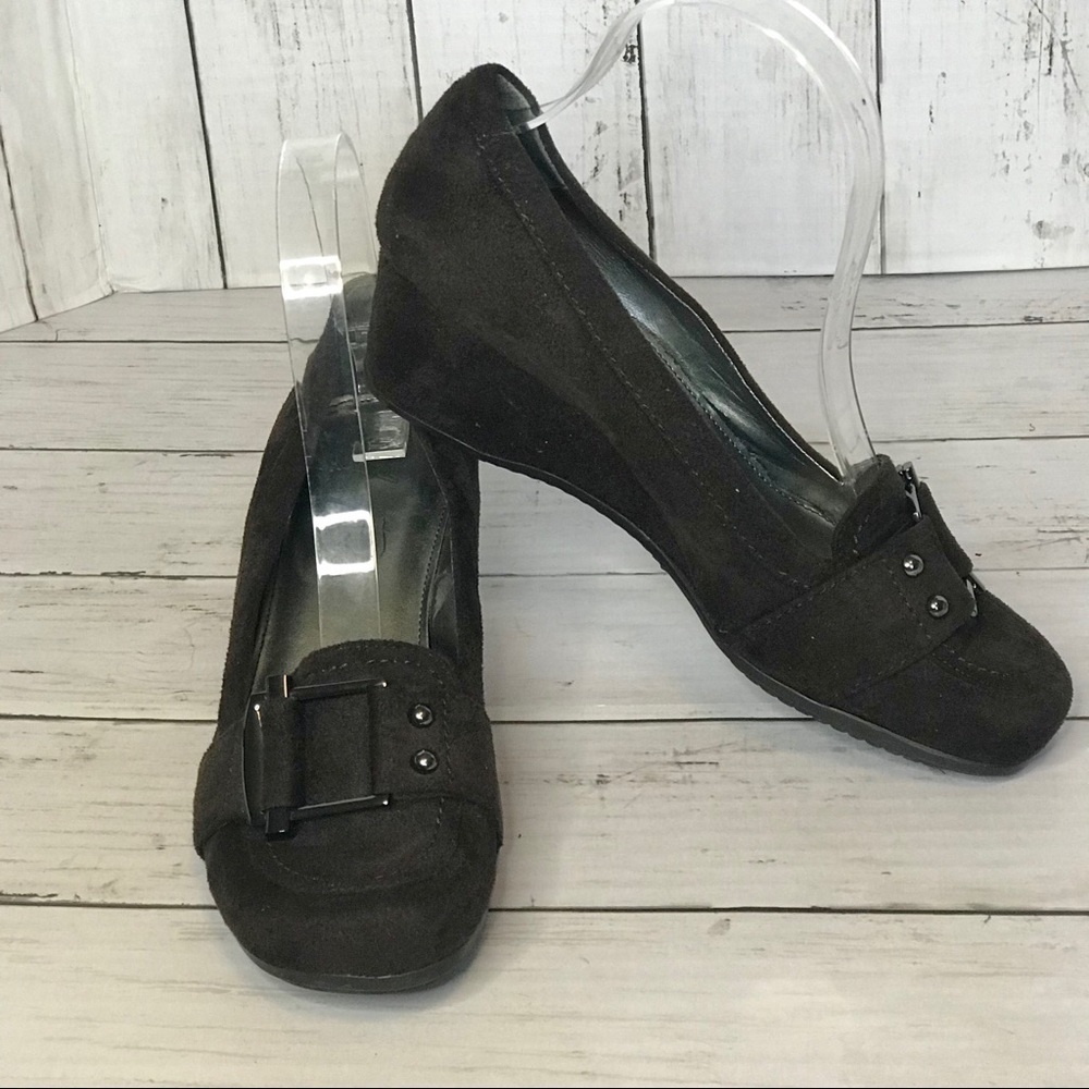 Marc Fisher Suede Buckle Wedges - Picture 10 of 11